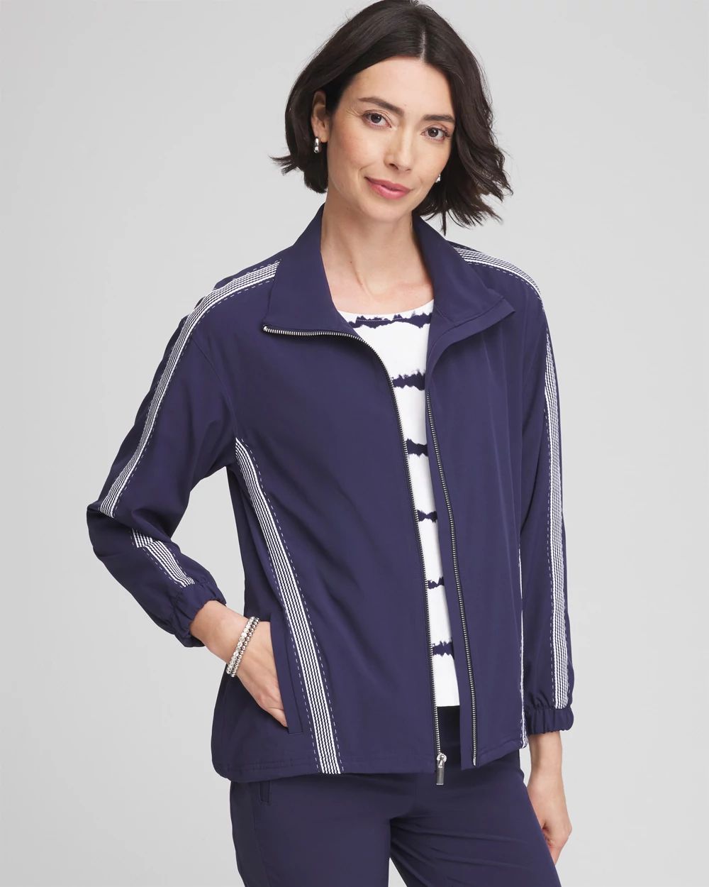 2024超人気 Zenergy® Zip-Front Striped Neema Jacket | Chico's ウエア、装備（子ども用）